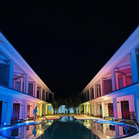 Guitar Bay Arugambay Hotel Baía de Arugam Exterior foto