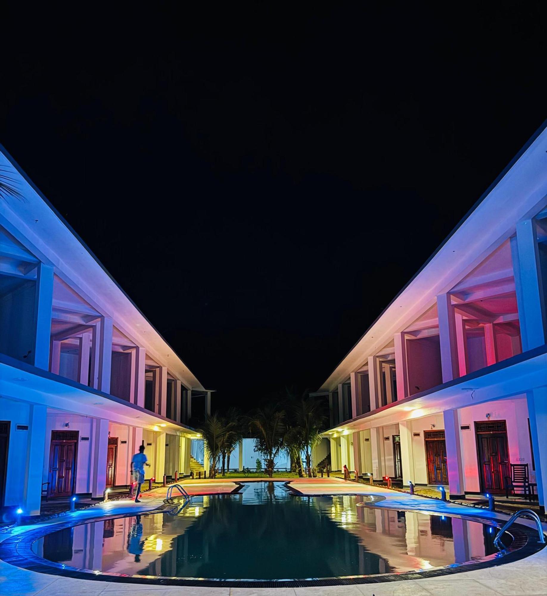 Guitar Bay Arugambay Hotel Baía de Arugam Exterior foto